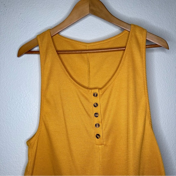 Sleeveless Romper - size S - Picture 3 of 5